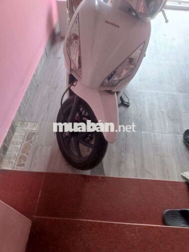 Honda Vision Trắng Smartkey 22427 km