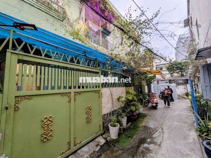Bán Nhà Gần Bệnh viên 175 - 50M2 - Chủ Định Cư Giảm Sâu - Giá 5.89Tỷ