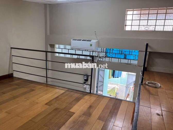 Phong 40m2 nguyen thien thuat binh thanh