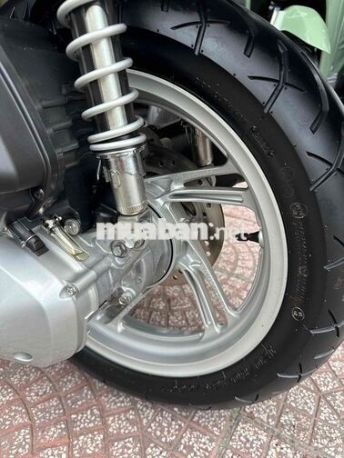 Honda SH 125i Form 2024 Trắng Đen BSTP Chính Chủ
