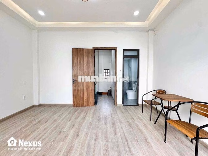 Cho thuê phòng ban công full nội thất ngay Dương Quảng Hàm