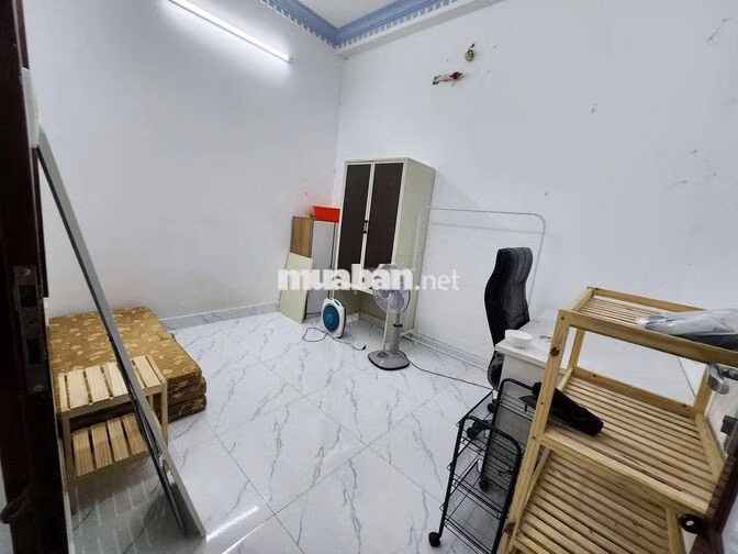 Cho thuê phòng trọ mặt tiền đường lớn - Tây Sơn