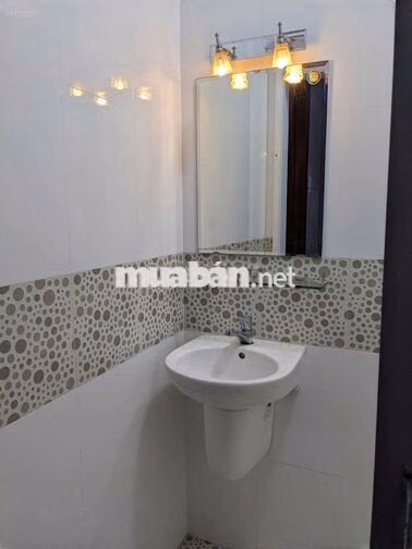 CHO THUÊ NHÀ 1 SẸC TRỊNH ĐÌNH TRỌNG, TÂN PHÚ, 4 TẦNG, 18 TRIÊU, 6PN