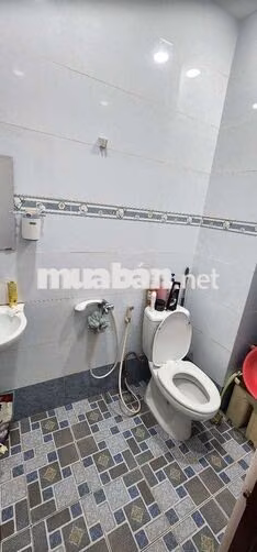 Cho thuê phòng trọ mặt tiền đường lớn - Tây Sơn