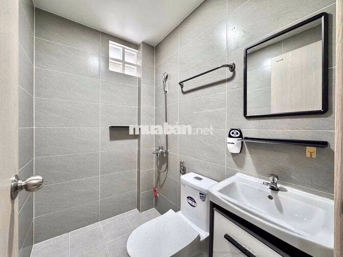PHÒNG CHUNG CƯ MINI MỚI XÂY GẦN CẦU CHÁNH HUBGW SIÊU THOÁNG GẦN UEH Q8
