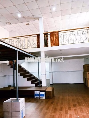 CHO THUÊ KHO XƯỞNG MẶT TIỀN GIÁ RẺ 400M GIÁ 15TR