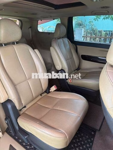 Kia Sedona 2019 Dầu màu Nâu