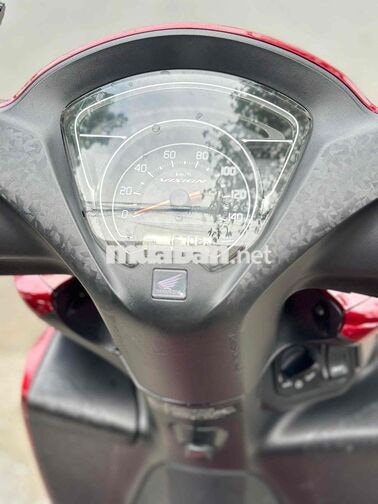 Honda Vision 2024 màu Đỏ