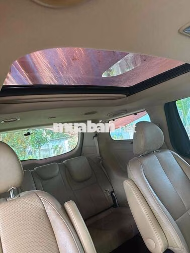 Kia Sedona 2019 Dầu màu Nâu
