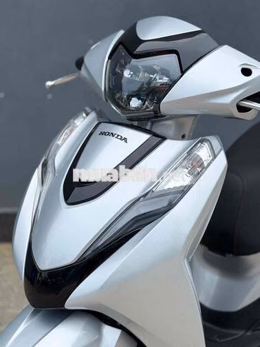 Honda Lead 125 Bạc
