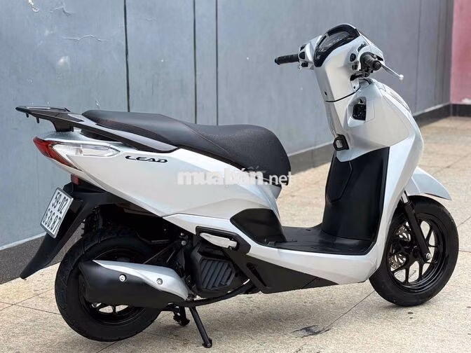 Honda Lead 125 Bạc