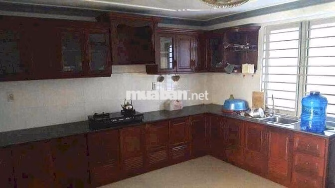 CHO THUÊ NHÀ 1 TRỆT 3 LẦU ĐƯỜNG 12 - KHU DÂN CƯ 586 - 6 PHÒNG NGỦ