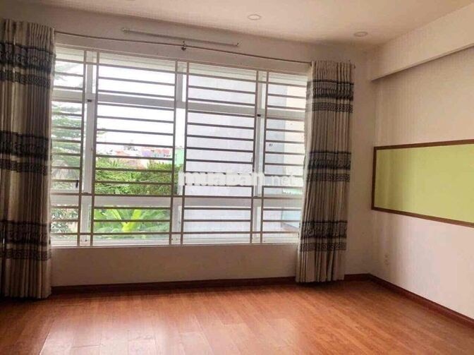 NHÀ PHỐ KHU PENHOUSE VEN SÔNG GẦN GIGAMALL