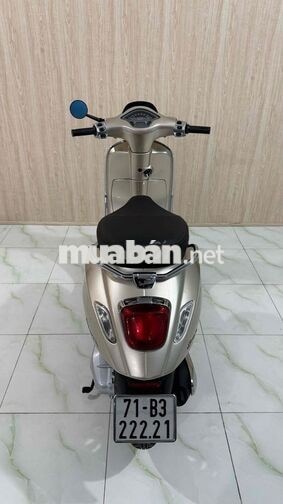Piaggio Vespa 2018 Vàng cát