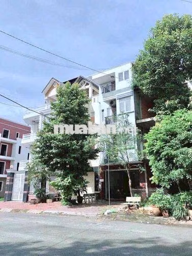 CHO THUÊ NHÀ 1 TRỆT 3 LẦU ĐƯỜNG 12 - KHU DÂN CƯ 586 - 6 PHÒNG NGỦ