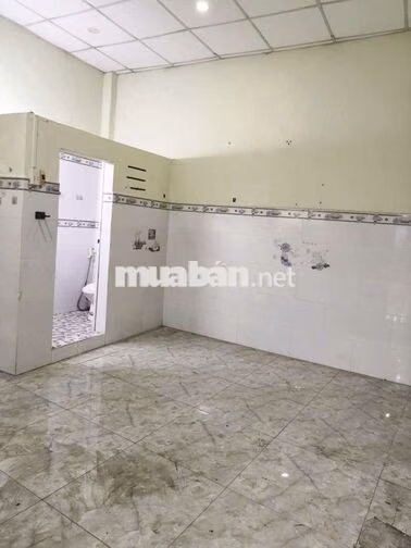 Cho thuê nhà gần Mặt tiền Tạ Uyên,Q11- 3x18m- 2 p 2w- kd nhỏ được