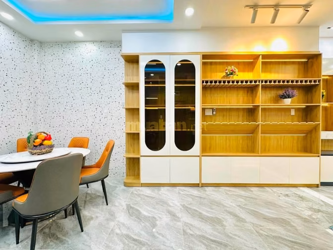 BÁN GẤP – NGANG 4,5M - 5 TỶ 690 Đ. Nguyễn Trọng Tuyển, Phú Nhuận - DT 