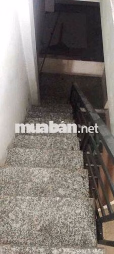 Nhà mặt tiền 130m quốc lộ 50  giá 15triệu