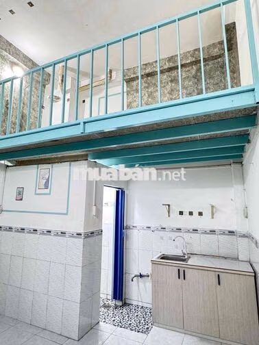 PHÒNG TẦNG TRỆT - CÓ GÁC - CỬA SỔ THOÁNG MÁT