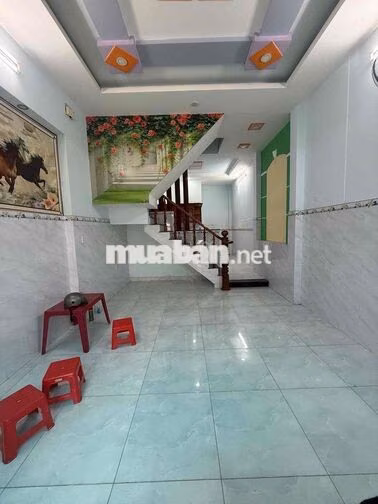 nhà 3 tầng 4pn 3wc hẻm 6m thông phù hợp ở gia đình, kd online vp cty