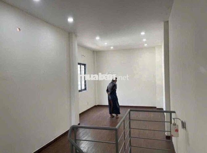 CHO THUÊ NHÀ HẺM XE HƠI ĐIỆN BIÊN PHỦ QUẬN 10
