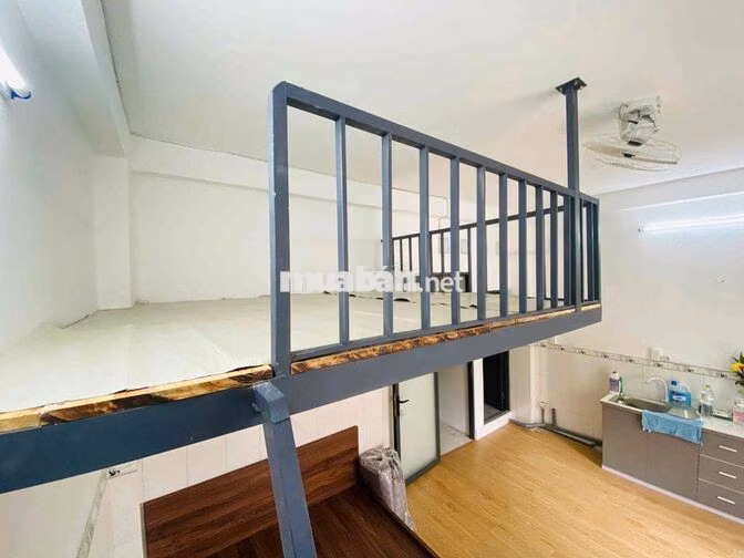 DUPLEX DẠNG 2 CHỖ NGỦ - BAN CÔNG NỘI THẤT MỚI - KHU BÀU CÁT