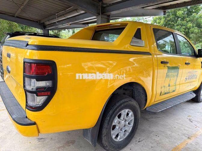 Ford Ranger XLS 2017 Vàng Tự động 127.152 km