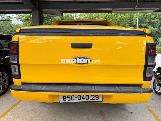 Ford Ranger XLS 2017 Vàng Tự động 127.152 km
