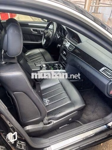 Mercedes-Benz E250 đời 2014, màu đen