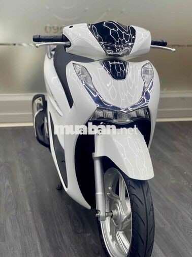SH 150 ABS 2022 Trắng bạc 8.000km Bstp Chính Chủ