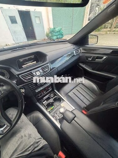 Mercedes-Benz E250 đời 2014, màu đen