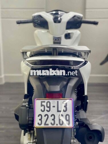 SH 150i ABS 2022 Trắng 10.000 km Bstp Chính Chủ