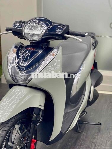 Shmode 125 Abs 2025 Xám Đen 4.000km Bstp chíh chủ
