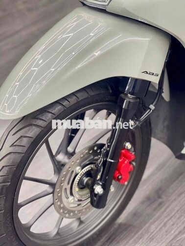 Shmode 125 Abs 2025 Xám Đen 4.000km Bstp chíh chủ