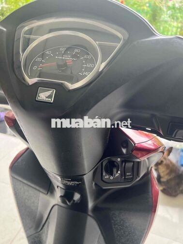 Honda Vision 2023 Smartkey Đỏ 8.000 km