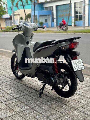 Honda Vision 2023 xám xi măng máy zin biển 67