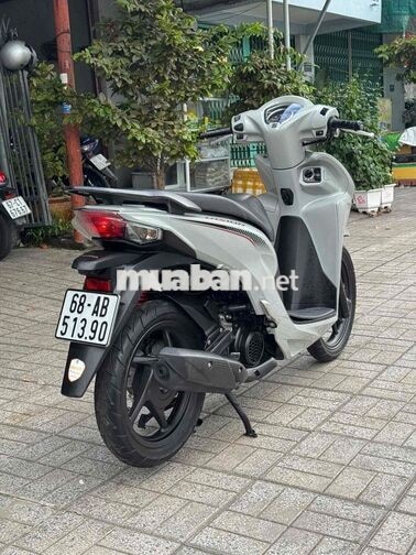 Honda Vision 2023 xám xi măng máy zin biển 67