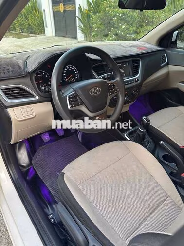 Hyundai Accent 2023 Số sàn Trắng