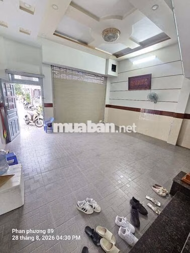 nhà mặt tiền nhánh ,phù hợp vừa ở , kd, vp,cty, vv.7p