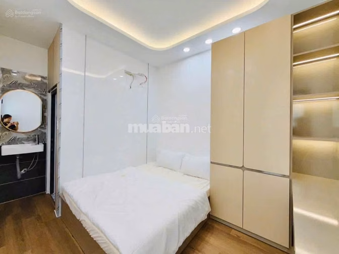 Bán gấp - 3 tỷ 560 - Hẻm 5m - Đường Phạm Văn Chiêu, Gò Vấp - DT 40 m2