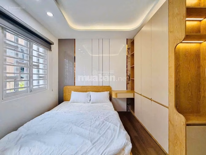 Bán gấp - 3 tỷ 560 - Hẻm 5m - Đường Phạm Văn Chiêu, Gò Vấp - DT 40 m2