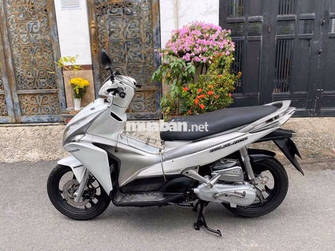 Honda Air Blade 2012 đẹp zin êm giá tốt