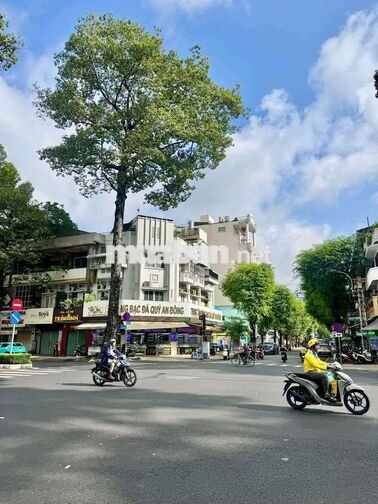 Chủ giảm 10 tỷ,Tòa Căn Hộ Dịch vụ Nguyễn Tri Phương,Quận 10,giá 33 tỷ