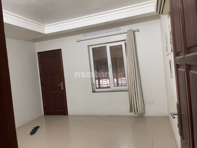 Cho thuê 2 căn tầng 2 và 4 khu nhà 4 tầng x60 m2/ tầng mặt đường 