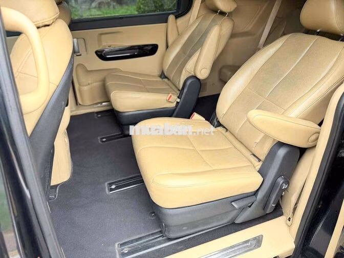 Kia Sedona 2019 Đen mẫu mới