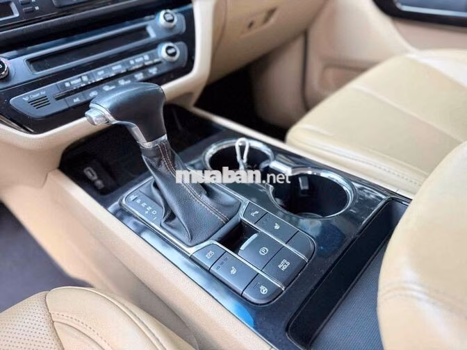 Kia Sedona 2019 Đen mẫu mới