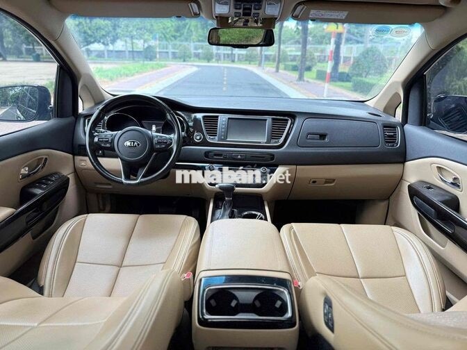 Kia Sedona 2019 Đen mẫu mới
