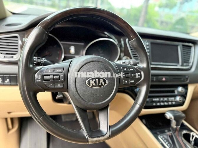 Kia Sedona 2019 Đen mẫu mới