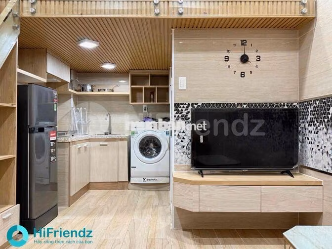 DUPLEX BAN CÔNG NỘI THẤT CAO CẤP SÁT BÊN CẦU PHẠM VĂN CHÍ
