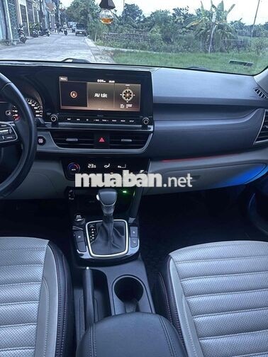 Kia Seltos 1.4 Premium 2021 Đen 90000 km